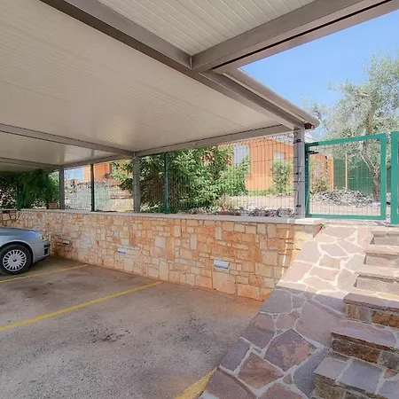 Barbara Διαμέρισμα *